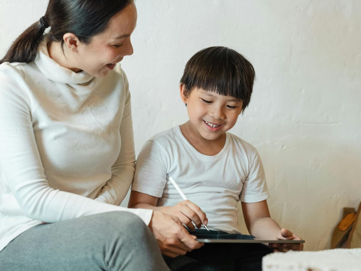 Digital Parenting South Africa: A Homeschooler’s Guide