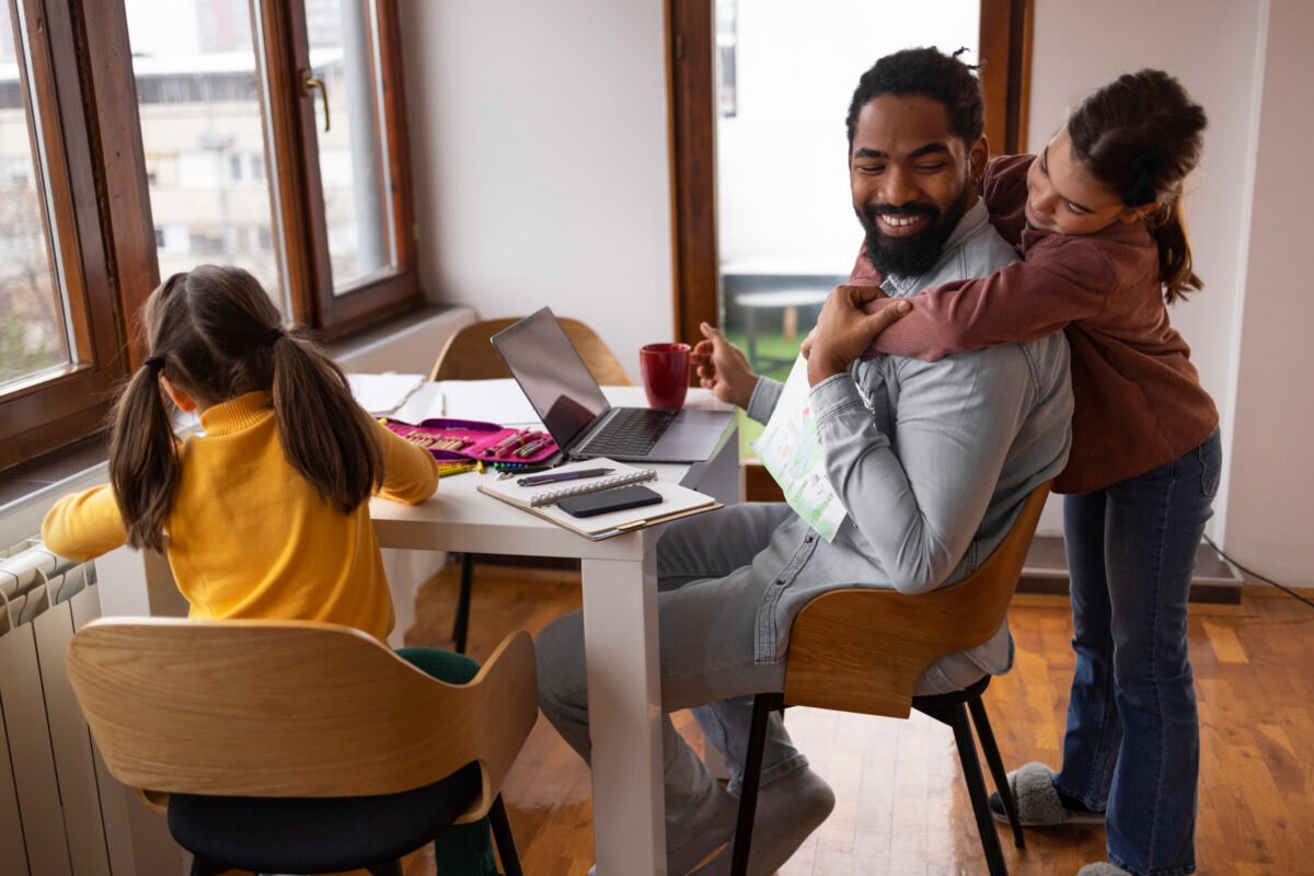 Parent-and-child-establishing-foundations-for-academic-success-through-positive-study-habits-in-South-Africa